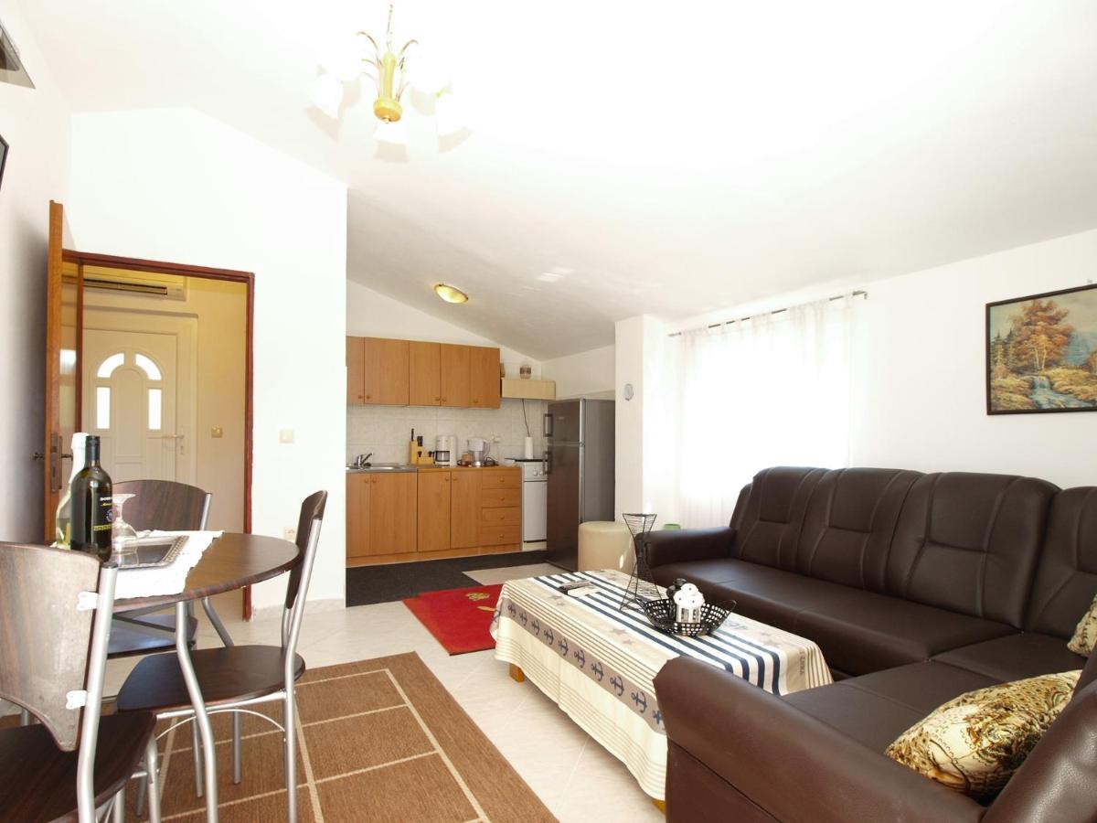 House Zulfa 1548 Appartement Fažana Buitenkant foto